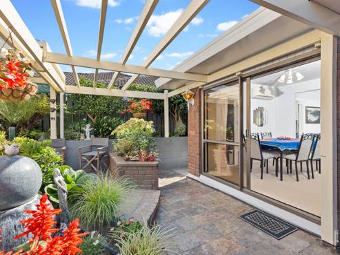 10 Antilla Place, Half Moon Bay