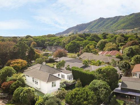 8 Kohekohe Road, Waikanae