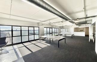 Glorious sea-view office suite