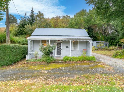 39 Whitehaven Street, Lawrence