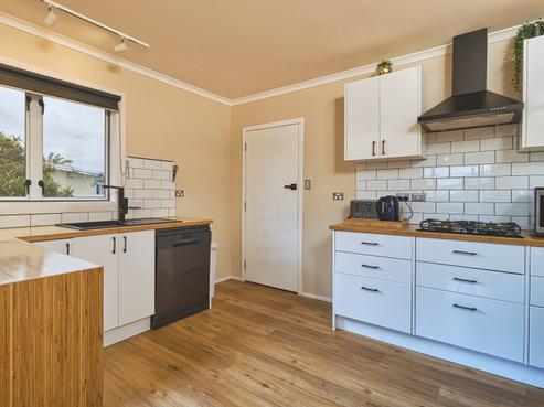 604B Elm Road, Akina