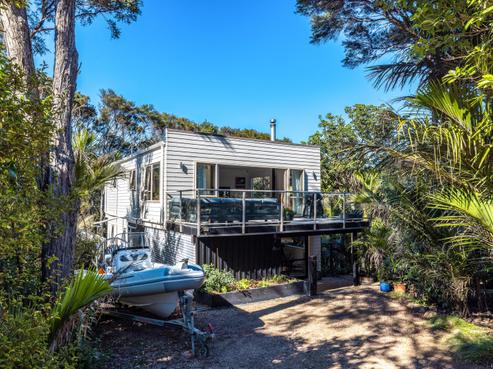 58 Waiheke Road, Waiheke Island