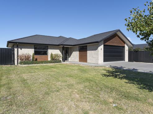 9 Stowell Drive, Cromwell