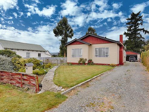 10 Durham Street, Tapanui