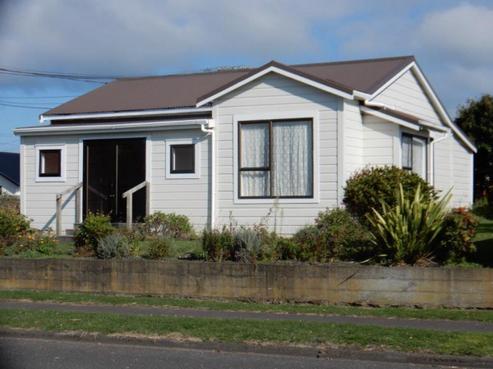 14 Erin Street, Hawera