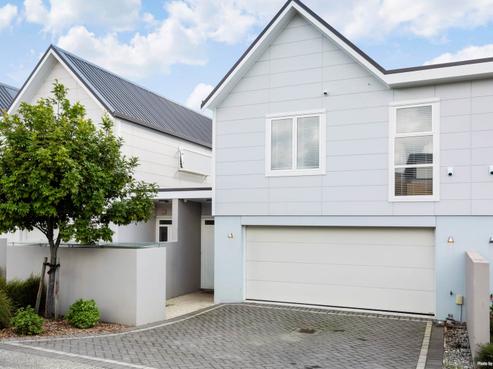 277 Millwater Parkway, Silverdale