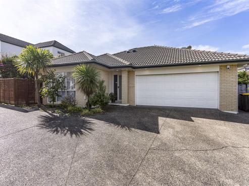 8 San Luis Place, Golflands