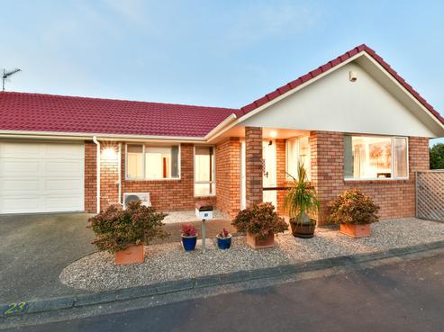 23/262 Centreway Road, Orewa