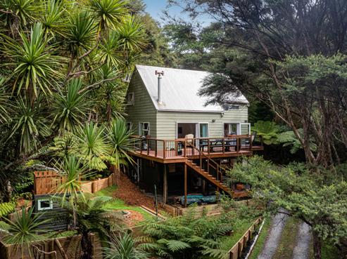5 Hayes Road, Henderson Valley