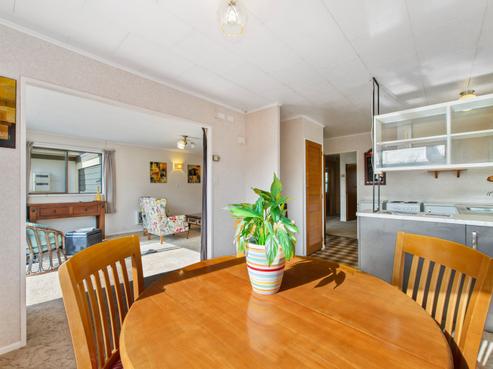 127B Ranolf Street, Glenholme