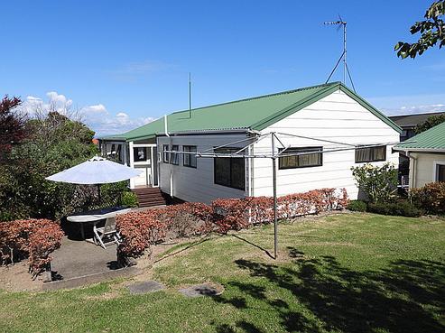 302 Marshall Crescent, Thames