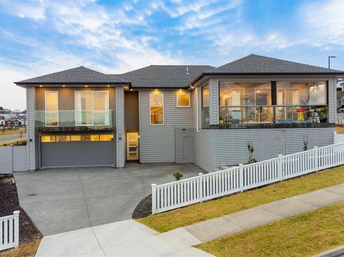 118 Colonial Drive, Silverdale