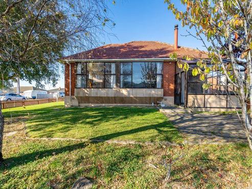 63 Saunders Street, Brockville