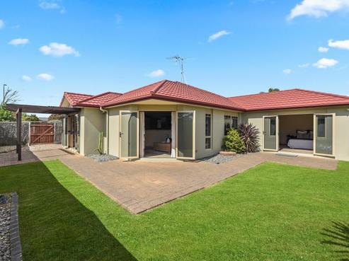 27 Cranbrook Place, Rototuna North