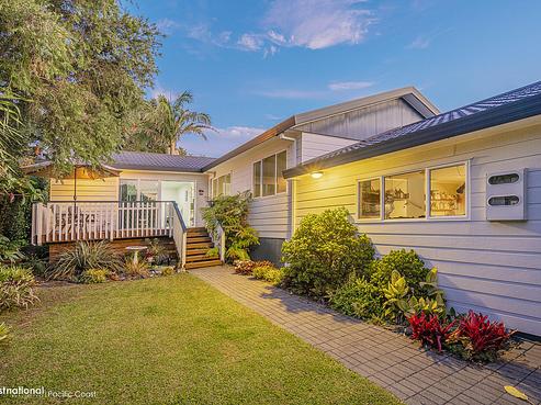 12 Marina Way, Athenree