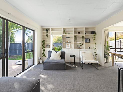 36 James Cook Street, Havelock North