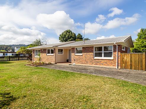 1 Barron Crescent, Fenton Park