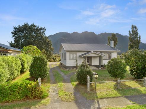 8 Stanley Avenue, Te Aroha