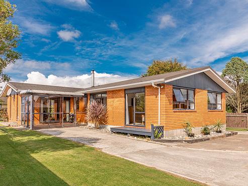 70 Henley Street, Westport