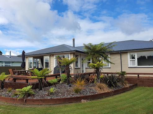 14 Jollie Street, Hokitika