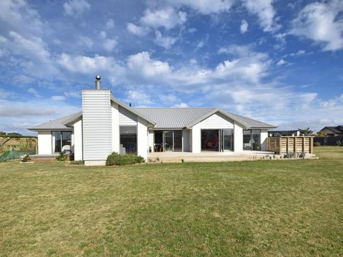 15 Court Of Ascot, Tisbury