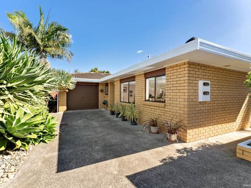 1/3 Annette Avenue, Te Atatu South
