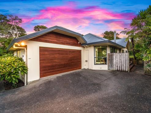 151F Colwill Road, Massey