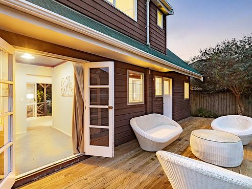 88 Beach Road, Te Atatu Peninsula