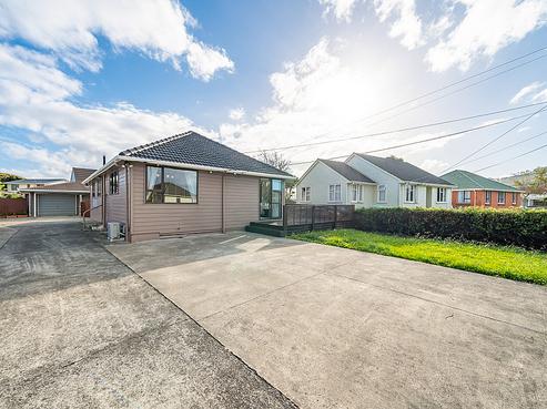 9 Colson Street, Avalon
