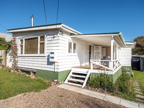 3 Totara Road, Onetangi