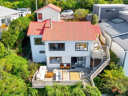 12 Nakora Road, Karaka Bays