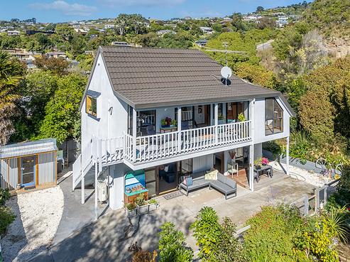 2/32 Taupata Street, Redcliffs