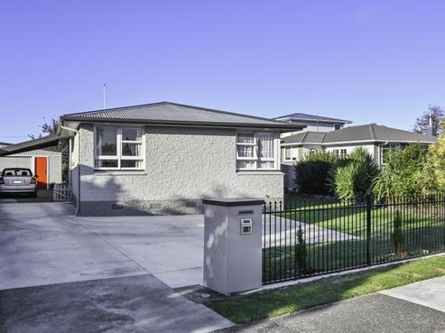 35 Elliott Crescent, Havelock North