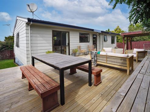 141B Tuhikaramea Road, Dinsdale