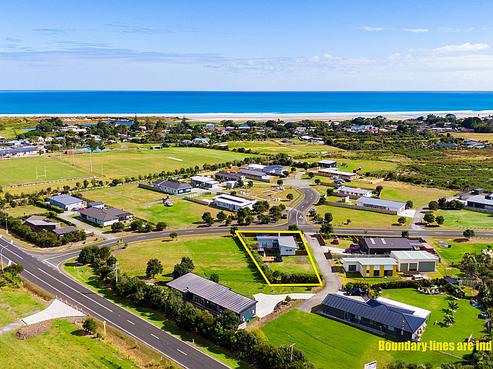 6 Kokopu Street, Ahipara