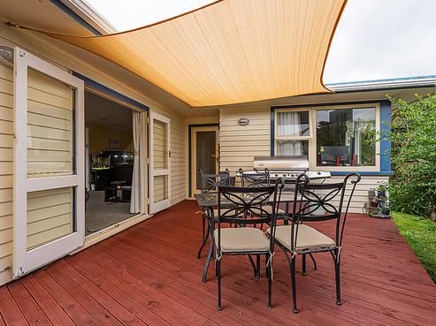 22 Catherine Crescent, Paparangi