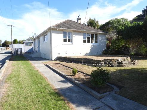 21 Harlech Street, Oamaru