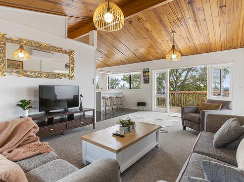 1/158 Cliff View Drive, Green Bay