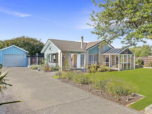 21 Mahana Road, Paraparaumu Beach