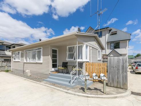 1/179 Knighton Road, Hillcrest