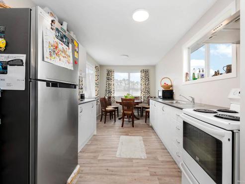 27 Pukeroa Place, Papakura