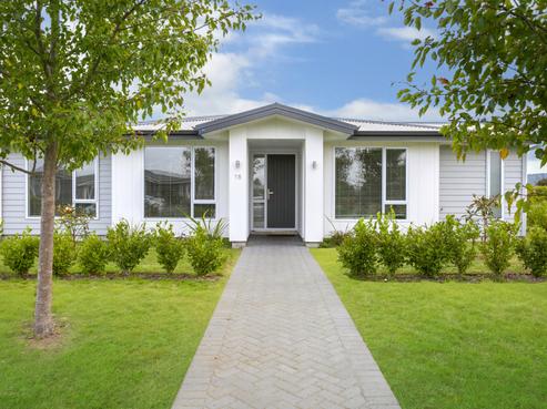 18 Bastille Court, Rangatira Park