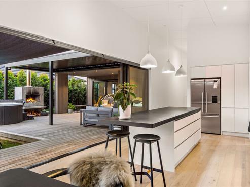 28 Pohutukawa Parade, Riverhead