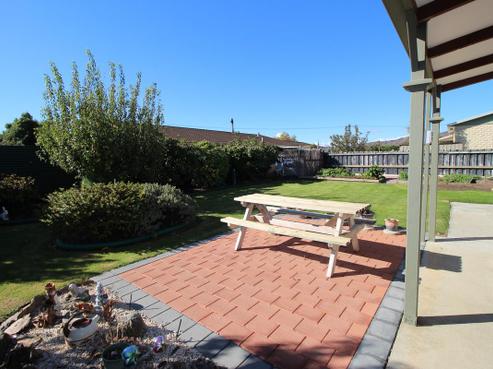2 Cherry Grove, Alexandra