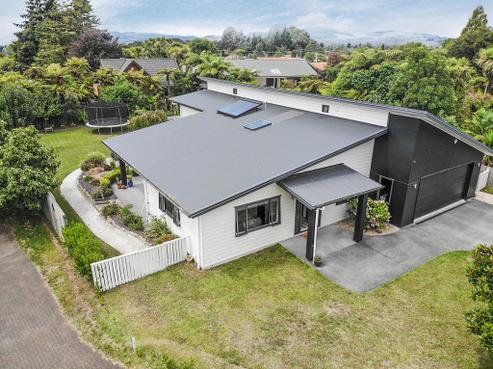 411B Sunset Road, Sunnybrook