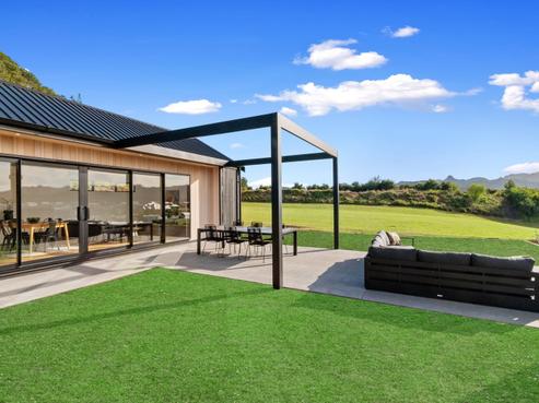 14 Ian Hopper Way, Pauanui