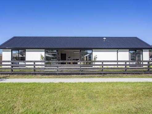 1 Jasmine Street, Woodend