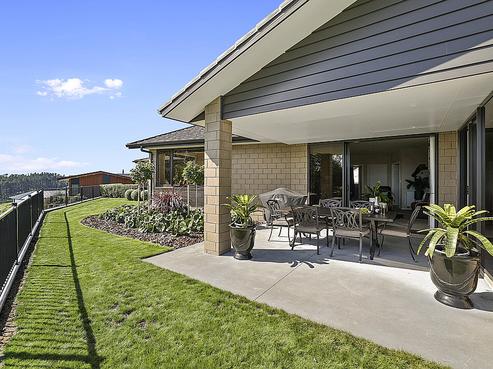 11 Manurau Crescent, Merrilands