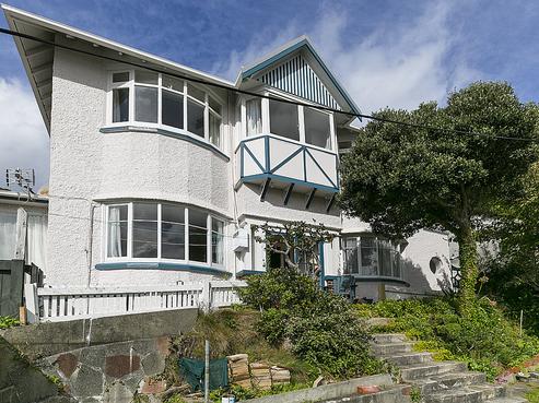 14 Lindum Terrace, Roseneath