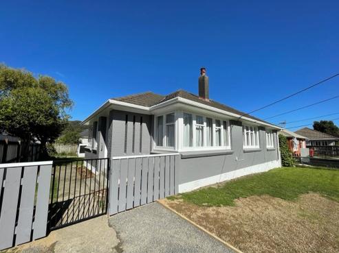 1207 Taita Drive, Taita
